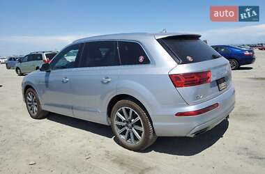 Внедорожник / Кроссовер Audi Q7 2017 в 
