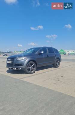 Позашляховик / Кросовер Audi Q7 2015 в Києві