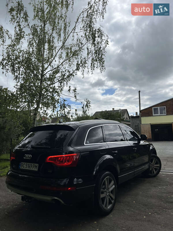 Внедорожник / Кроссовер Audi Q7 2012 в Луцке