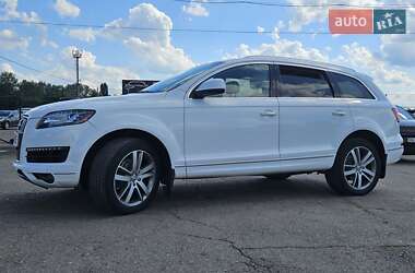 Внедорожник / Кроссовер Audi Q7 2010 в 