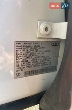 Внедорожник / Кроссовер Audi Q7 2016 в 
