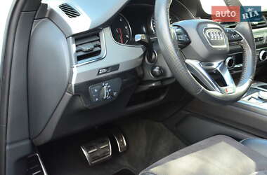 Внедорожник / Кроссовер Audi Q7 2019 в 