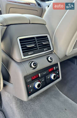 Внедорожник / Кроссовер Audi Q7 2013 в 