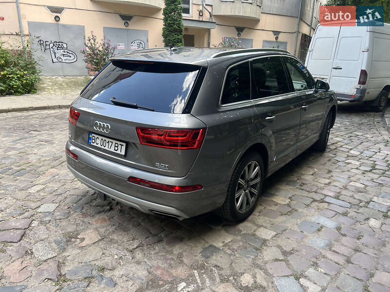 Внедорожник / Кроссовер Audi Q7 2017 в Львове