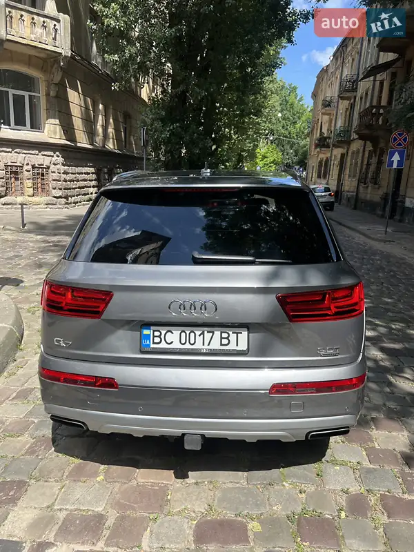Audi Q7 2017 VIN WA1VAAF74HD057278 фото оголошення 17 з 69