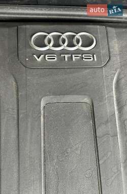 Внедорожник / Кроссовер Audi Q7 2018 в 