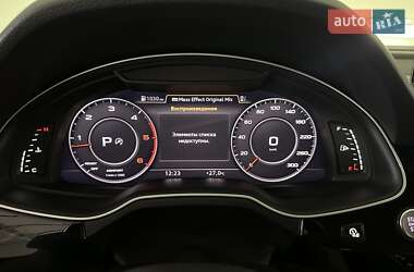 Внедорожник / Кроссовер Audi Q7 2017 в 