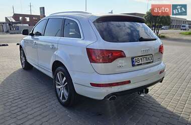 Внедорожник / Кроссовер Audi Q7 2012 в 