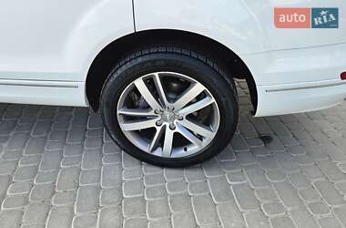 Внедорожник / Кроссовер Audi Q7 2012 в 