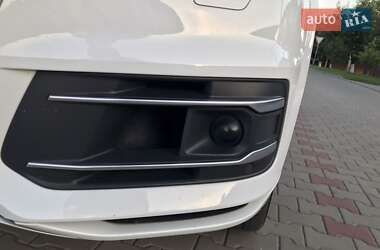 Позашляховик / Кросовер Audi Q7 2016 в 