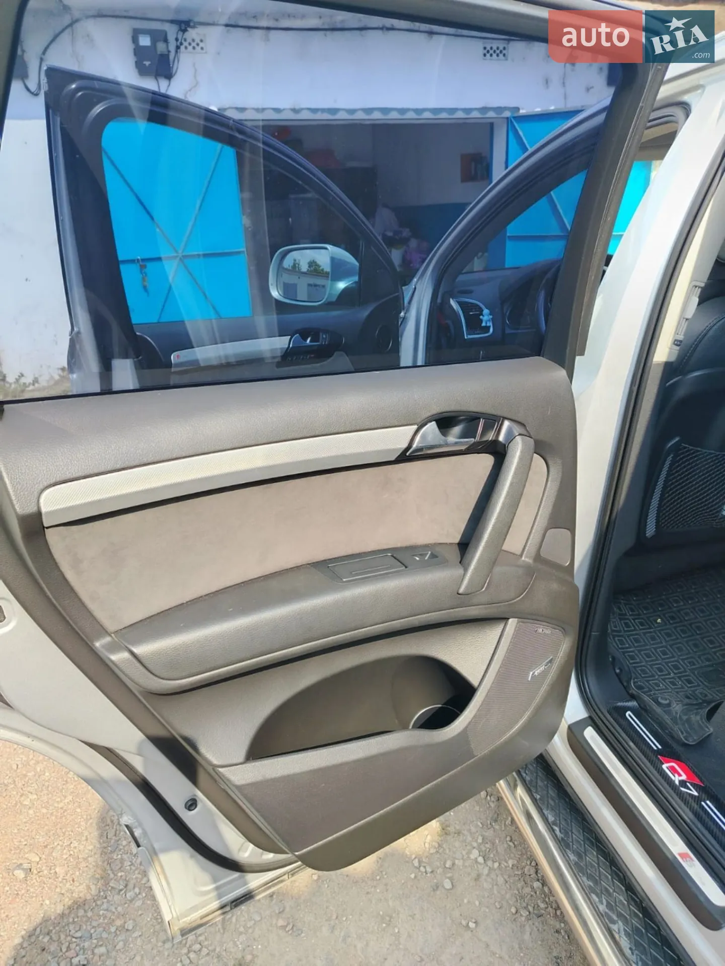 2010 Audi Q7 - мініатюра 8