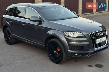 Внедорожник / Кроссовер Audi Q7 2014 в 