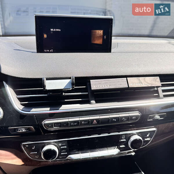 Внедорожник / Кроссовер Audi Q7 2017 в Тернополе