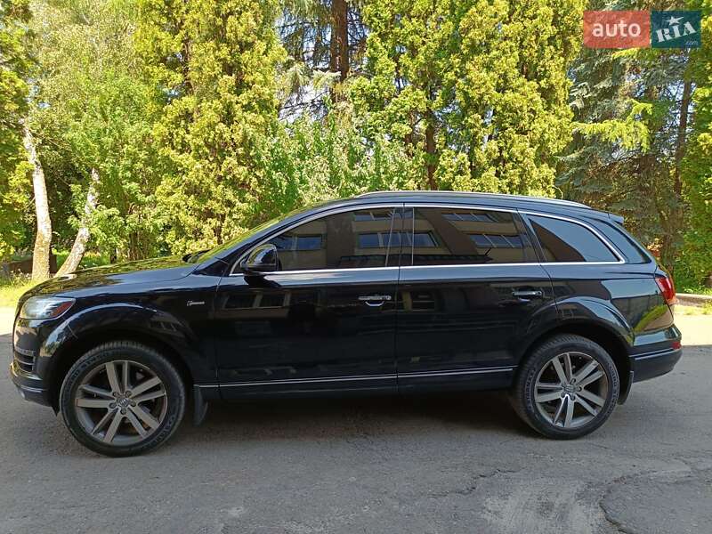 Внедорожник / Кроссовер Audi Q7 2014 в Ровно