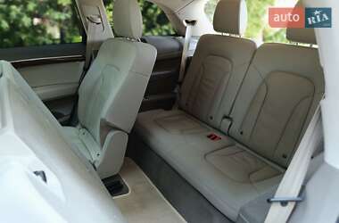 Внедорожник / Кроссовер Audi Q7 2014 в 