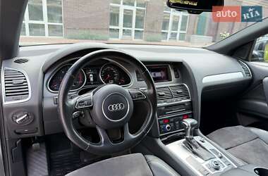Внедорожник / Кроссовер Audi Q7 2012 в 