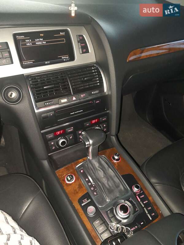 Внедорожник / Кроссовер Audi Q7 2015 в Белой Церкви