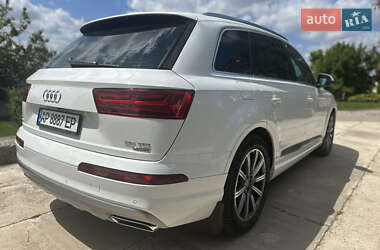 Внедорожник / Кроссовер Audi Q7 2018 в 