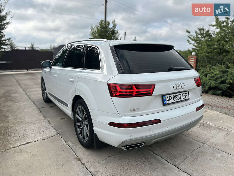 Позашляховик / Кросовер Audi Q7 2018 в Києві
