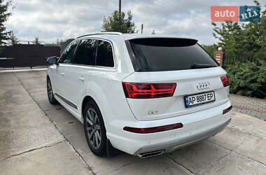 Внедорожник / Кроссовер Audi Q7 2018 в 