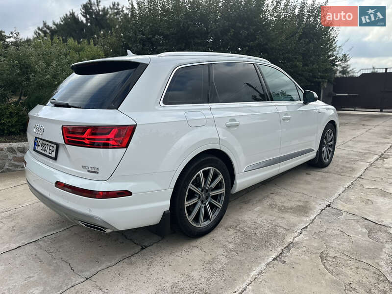 Позашляховик / Кросовер Audi Q7 2018 в Києві