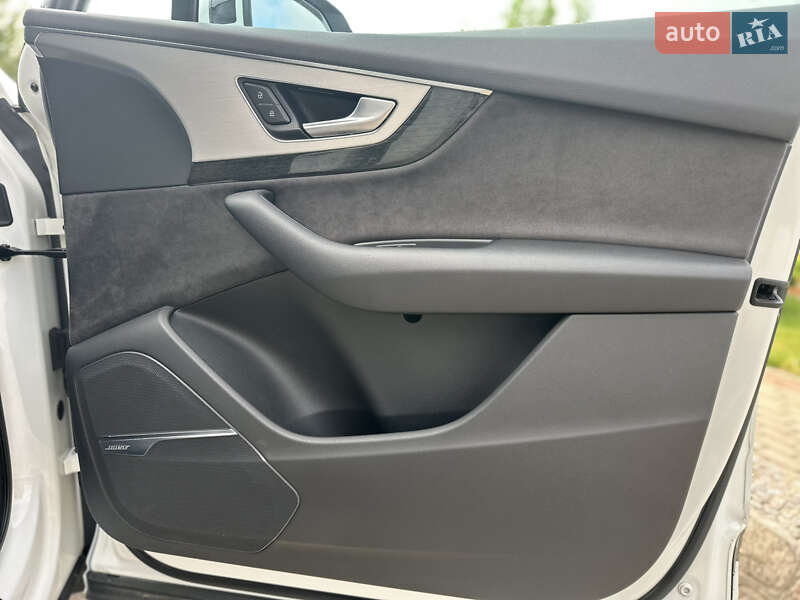 Позашляховик / Кросовер Audi Q7 2018 в Києві