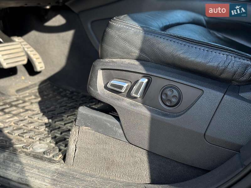 Внедорожник / Кроссовер Audi Q7 2010 в Киеве
