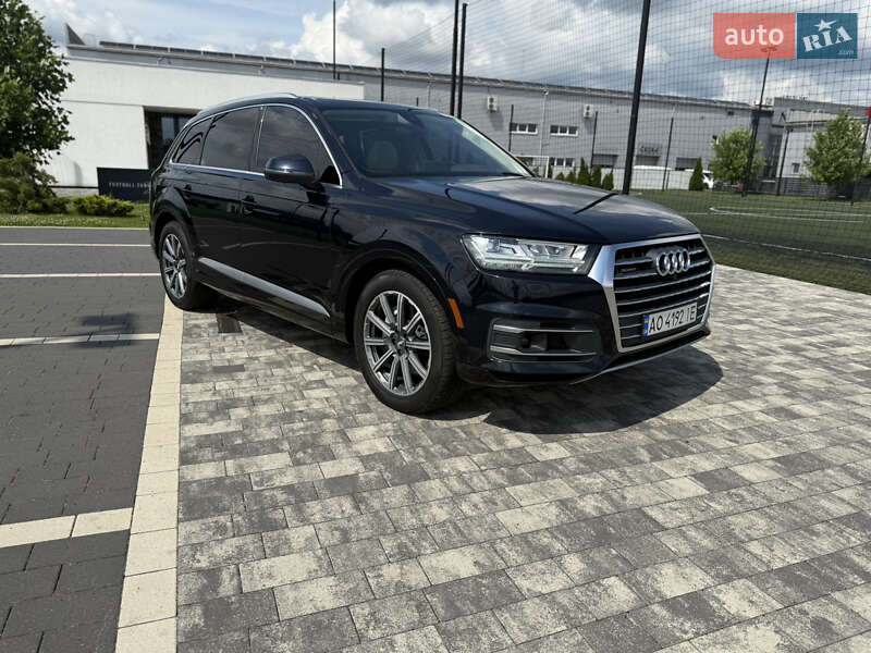 Audi Q7 2016