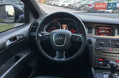 Внедорожник / Кроссовер Audi Q7 2007 в 