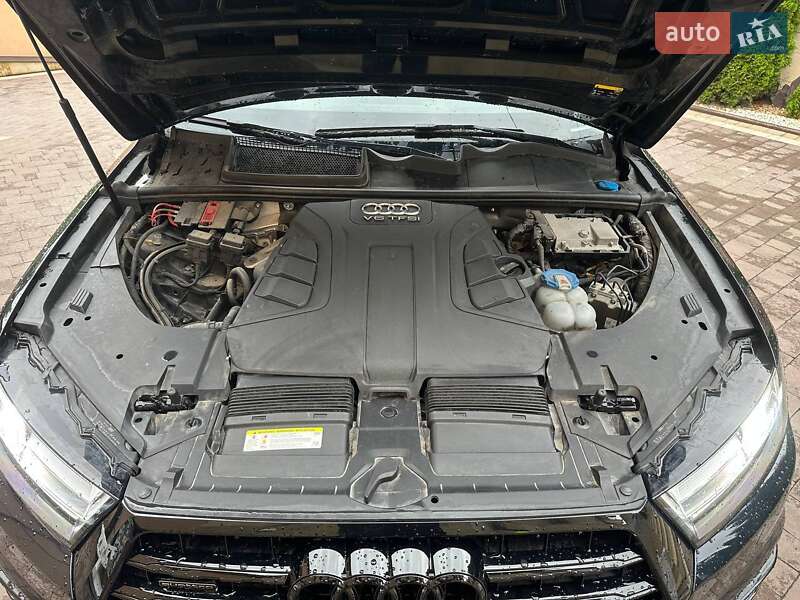 Внедорожник / Кроссовер Audi Q7 2016 в Львове