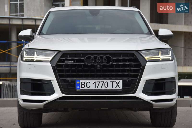 Позашляховик / Кросовер Audi Q7 2019 в Львові