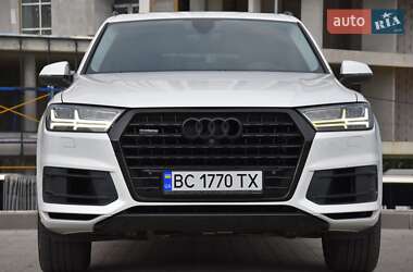 Внедорожник / Кроссовер Audi Q7 2019 в 