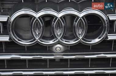 Внедорожник / Кроссовер Audi Q7 2019 в 