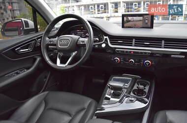 Внедорожник / Кроссовер Audi Q7 2019 в 