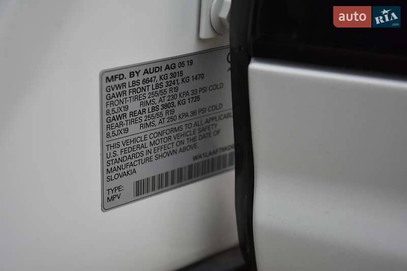 Позашляховик / Кросовер Audi Q7 2019 в Львові