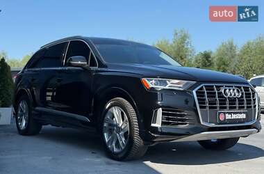 Внедорожник / Кроссовер Audi Q7 2020 в 