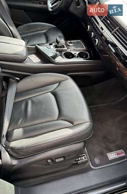 Внедорожник / Кроссовер Audi Q7 2017 в 