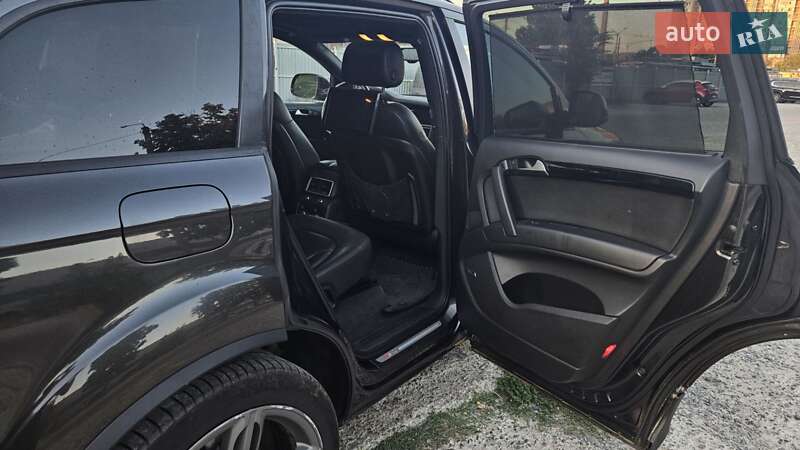 Внедорожник / Кроссовер Audi Q7 2013 в Одессе