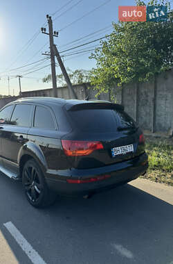 Внедорожник / Кроссовер Audi Q7 2008 в 