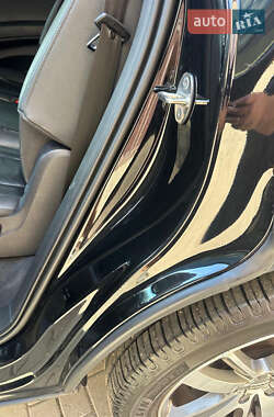 Внедорожник / Кроссовер Audi Q7 2015 в 