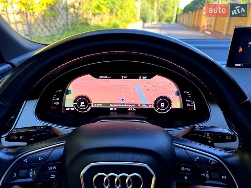 Внедорожник / Кроссовер Audi Q7 2016 в Хмельницком