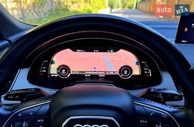 Внедорожник / Кроссовер Audi Q7 2016 в 