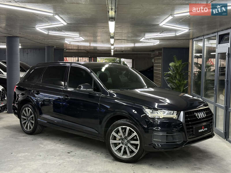 Внедорожник / Кроссовер Audi Q7 2016 в Одессе