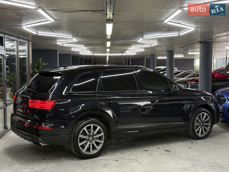 Внедорожник / Кроссовер Audi Q7 2016 в Одессе