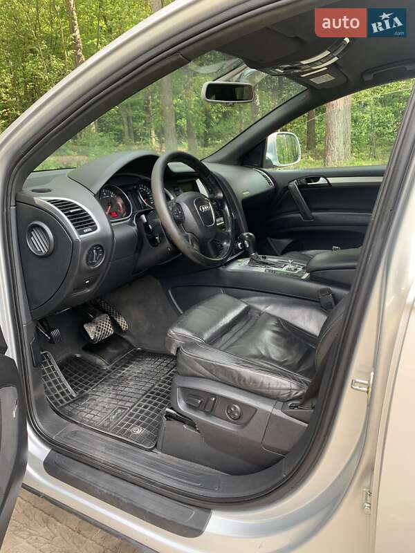 Внедорожник / Кроссовер Audi Q7 2006 в Кременце