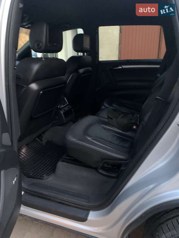 Внедорожник / Кроссовер Audi Q7 2006 в Кременце