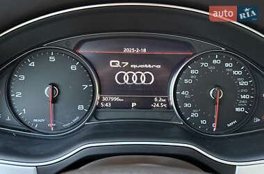 Внедорожник / Кроссовер Audi Q7 2017 в 