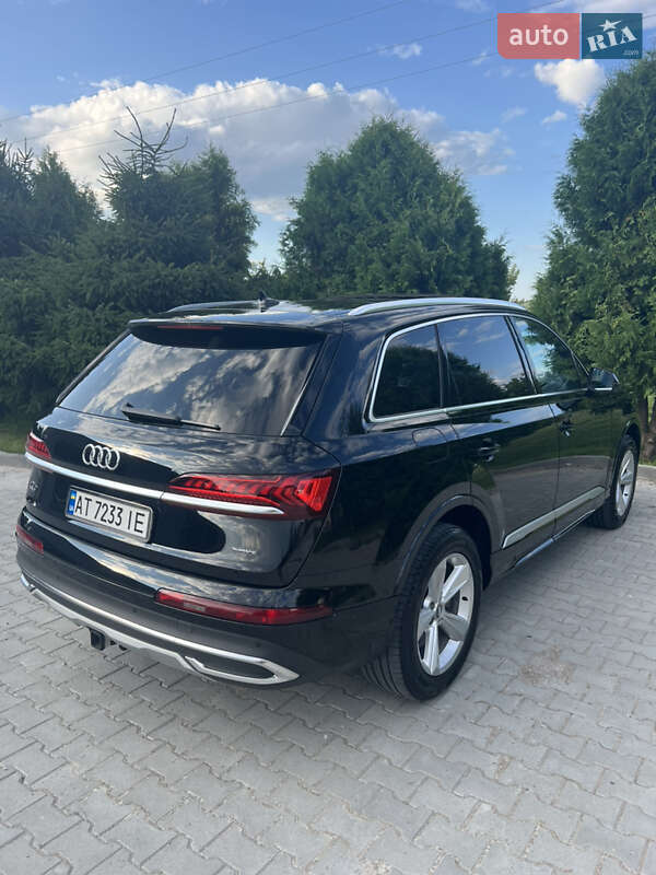 Позашляховик / Кросовер Audi Q7 2020 в Івано-Франківську