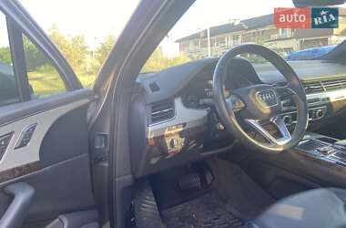 Внедорожник / Кроссовер Audi Q7 2019 в 