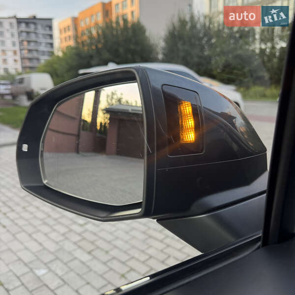 Позашляховик / Кросовер Audi Q7 2020 в Рівному